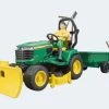 Bruder Bworld John Deere Aufsitzrasenmäher Gärtner Hänger