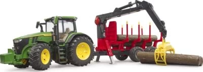 Bruder Traktor John Deere 7R350 Mit Rückeanhänger Und Vier Baumstämmen 2 Bruder Traktor John Deere 7R350 Mit Rückeanhänger Und Vier Baumstämmen – Bild 2