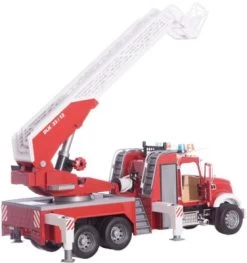 Bruder 02821 MACK Granite Feuerwehrleiterwagen Mit Pumpe 9 Bruder 02821 MACK Granite Feuerwehrleiterwagen Mit Pumpe -Spielzeugautos Verkauf 3361298 04