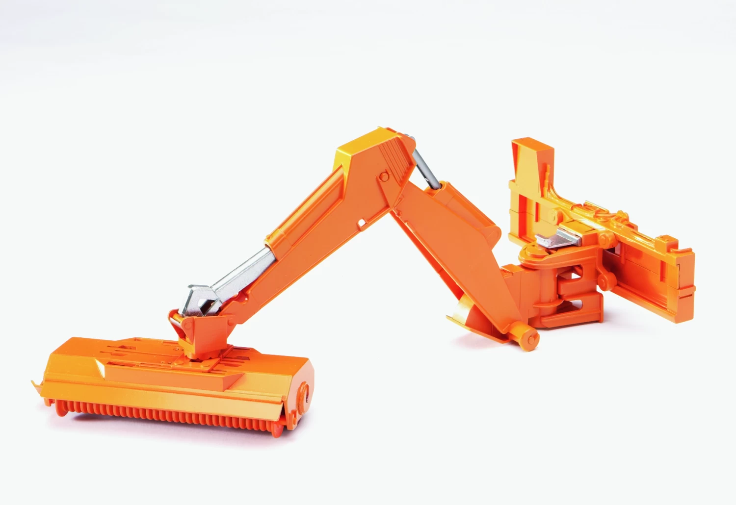 BRUDER 02584 - Strassenböschungs-Mulchmäher 1 BRUDER 02584 - Strassenböschungs-Mulchmäher